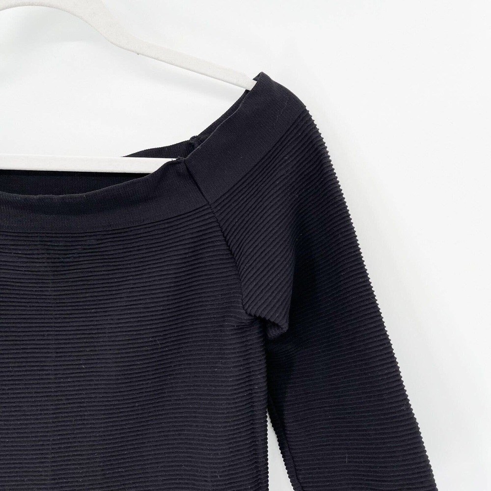 Aritzia Babaton Dermot Ribbed T-Shirt Sz M Black Boat Neck Stretch 3/4 Sleeve - Picture 2 of 9